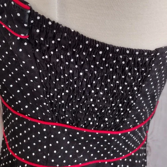 Hell Bunny | Black Polka Dot Red Trim Sweetheart Halter Fit & Flare Dress - Picture 5 of 14